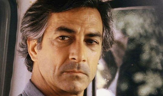 David Strathairn