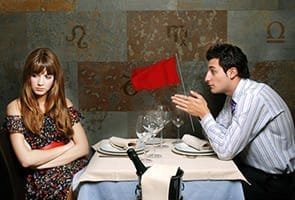 Kırmızı bayraklar görüyor