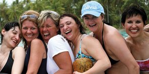 Foto van lesbische singles op een Olivia-cruise
