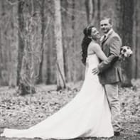 Foto van Kayla en Donald op hun trouwdag