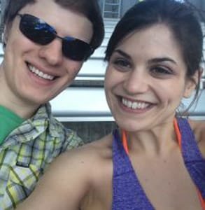 Cassie et Nathan, un couple heureux qui s'est rencontré sur Christian Mingle