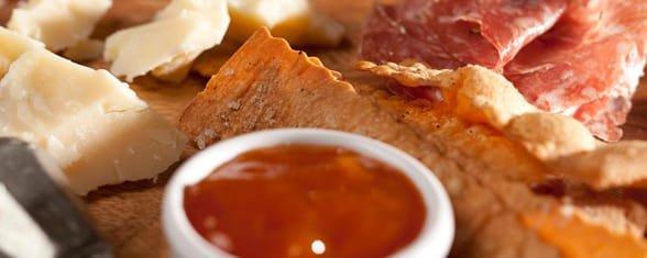 Foto eines Käse- und Salumi-Samplers