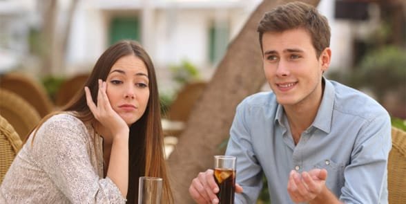 Foto van een saaie date