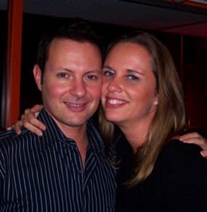 Foto von 25Dates.com-Gründerin Ragna Stamm'ler-Adamson und ihrem Mann Aaron