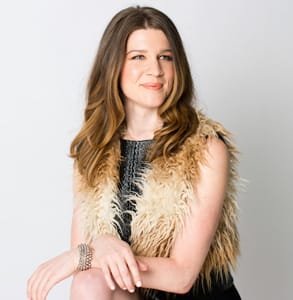 Photo de Sarah Jones, fondatrice d'Introverted Alpha