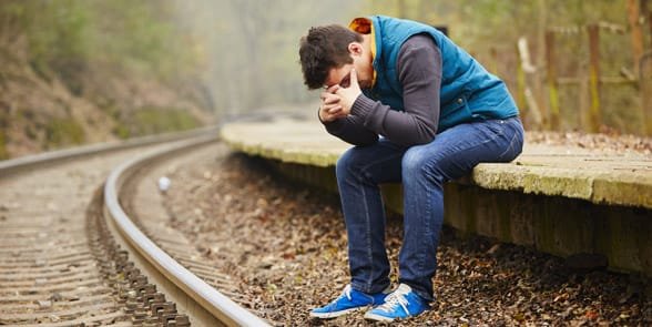 Foto di un uomo triste