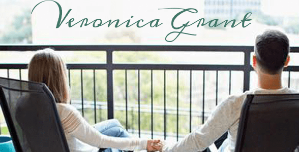 Foto di una coppia che si tiene per mano e il logo di Veronica Grant