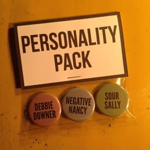 Foto van negatieve pinnen Nancy, Debbie Downer en Sour Sally