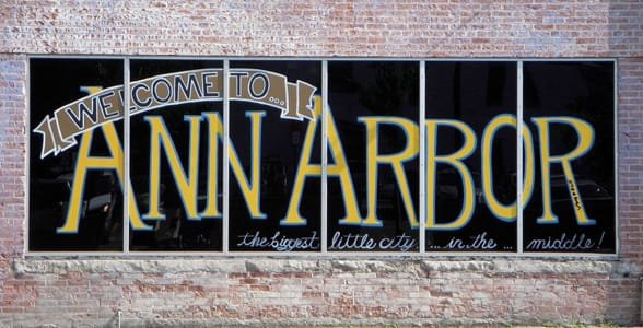 Foto von einem Ann Arbor Willkommensschild