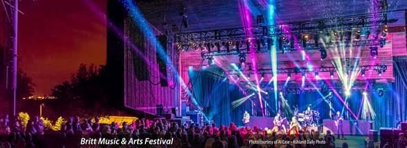 Photo d'un concert au Britt Music  Arts Festival 