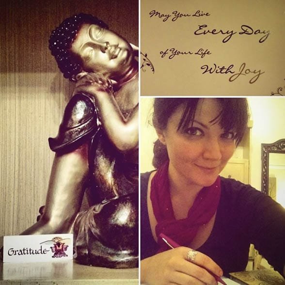 Collage de fotos de Mel, una cita inspiradora y una estatua de Siddhartha 
