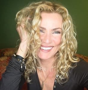 Foto van Esme St James, datingcoach
