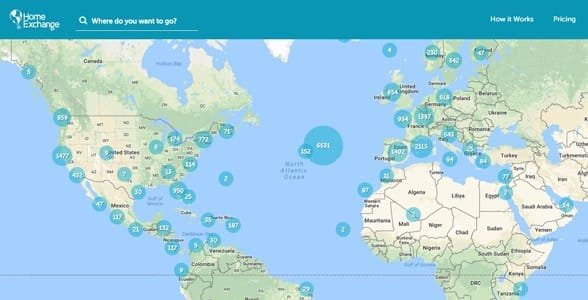 Captura de pantalla de los listados de playas disponibles en HomeExchange