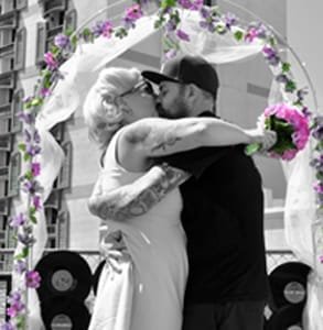 Foto van een bruiloft in Viva Las Vegas Rockabilly Weekend
