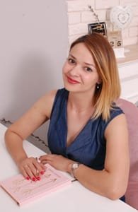 Kherson Girls çöpçatan Nellie'nin fotoğrafı