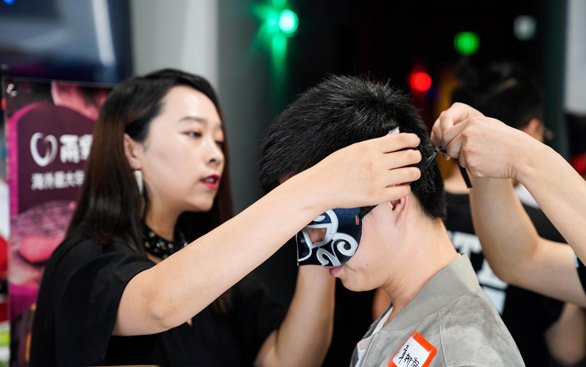 Foto von chinesischen Dattern bei einem 2RedBeans-Event