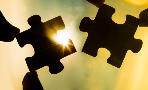 Foto von zwei Puzzleteilen