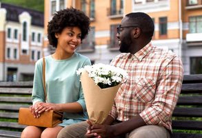 Photo d'un couple à un rendez-vous