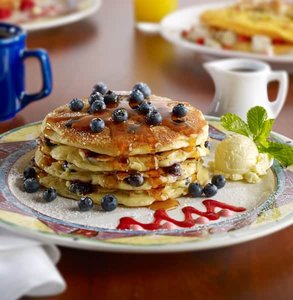 Foto von Miss Shirleys Blueberry Pancakes