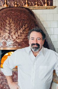 Photo de Jonathan Goldsmith, fondateur de Spacca Napoli