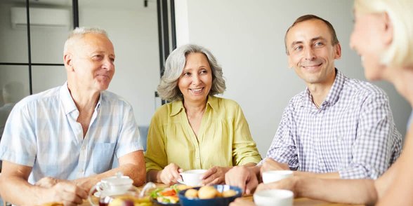 Foto de amigos mayores