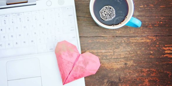 Foto del cuore sul laptop