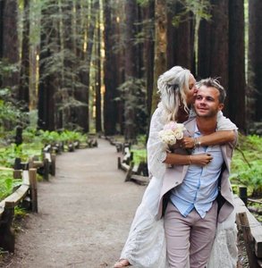 Photo de Gilly et Alex le jour de leur mariage